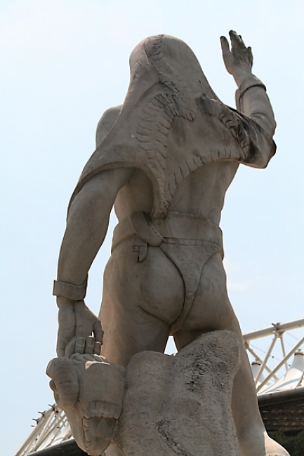 Stadio dei marmi 184